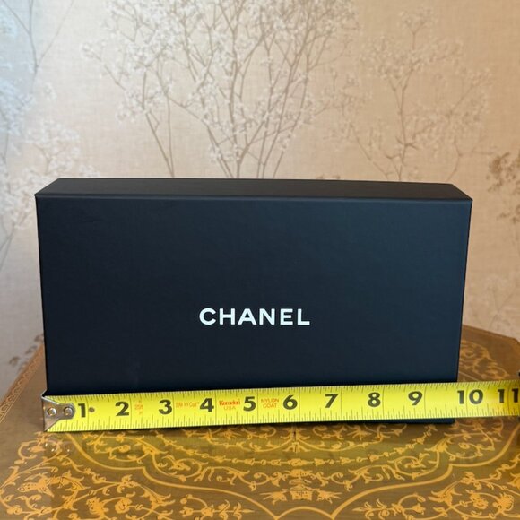 Authentic Chanel gift Box - Picture 3 of 7